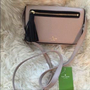 NEW WITH TAGS Kate Spade Crossbody Purse 💕
